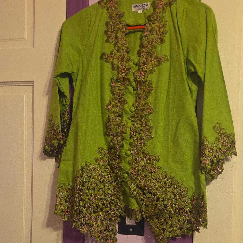 Antik Batik Green Embroidered Blouse